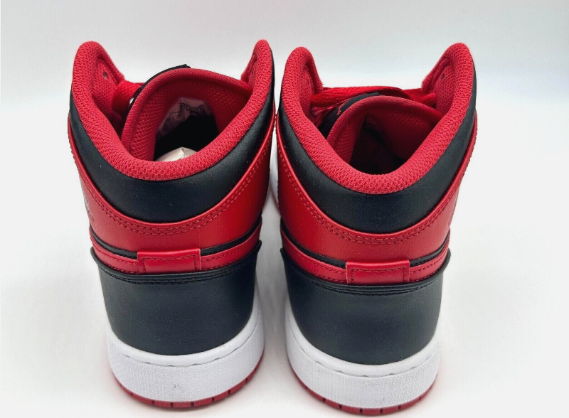 Jordan 1 Mid 'Alternate Bred' DQ8423-060