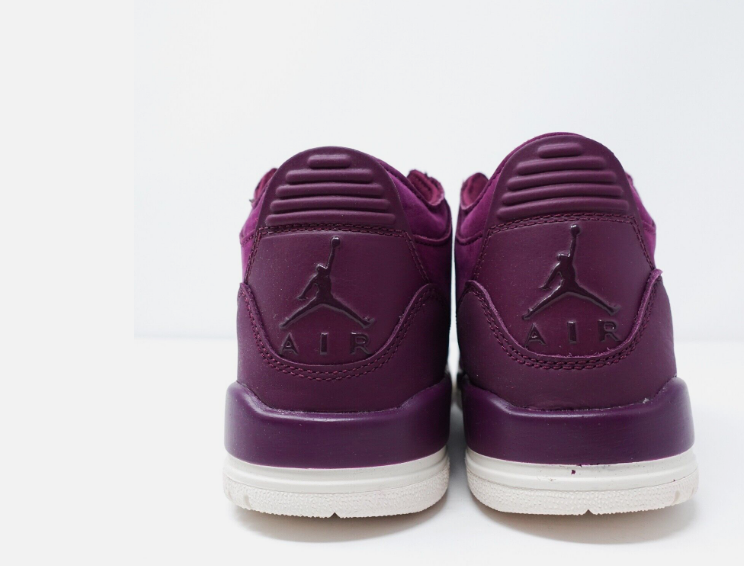 Jordan 3 Retro Bordeaux  AH7859-600