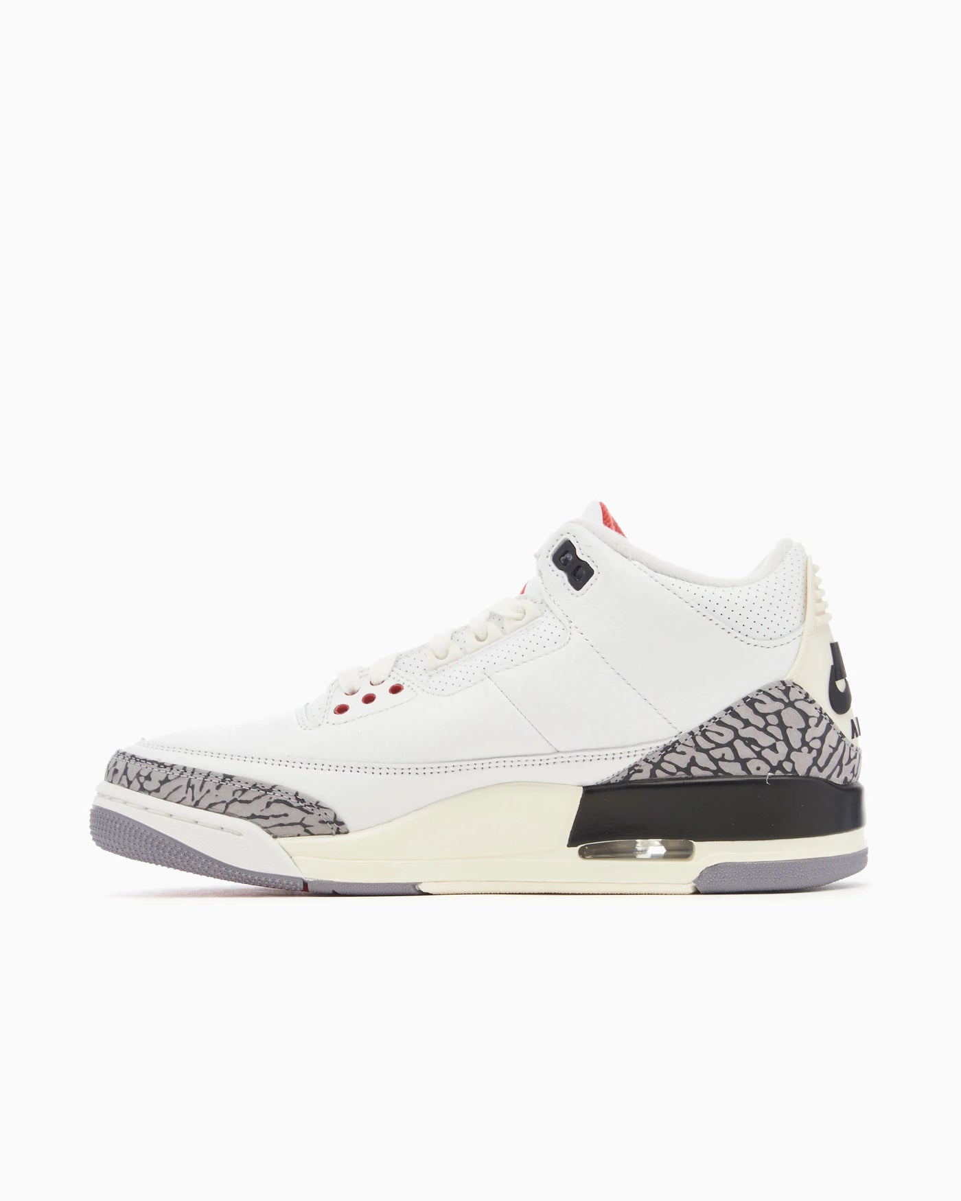 Air Jordan 3 Retro White Cement Reimagined DN3707-100