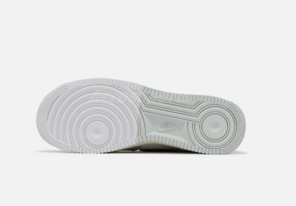 Nike Air Force 1 Low '07 LV8 Split DZ2522-001