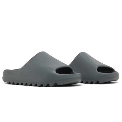 Adidas "Yeezy Slide Marine" ID2349.