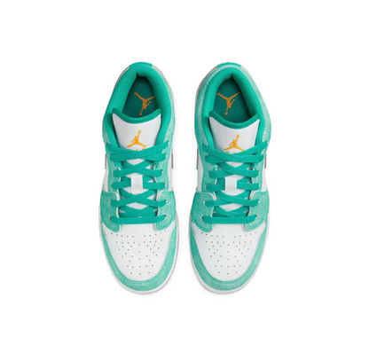 Jordan 1 Low New Emerald "DO8244-301