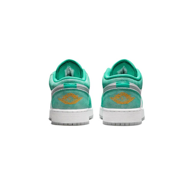 Jordan 1 Low New Emerald "DO8244-301